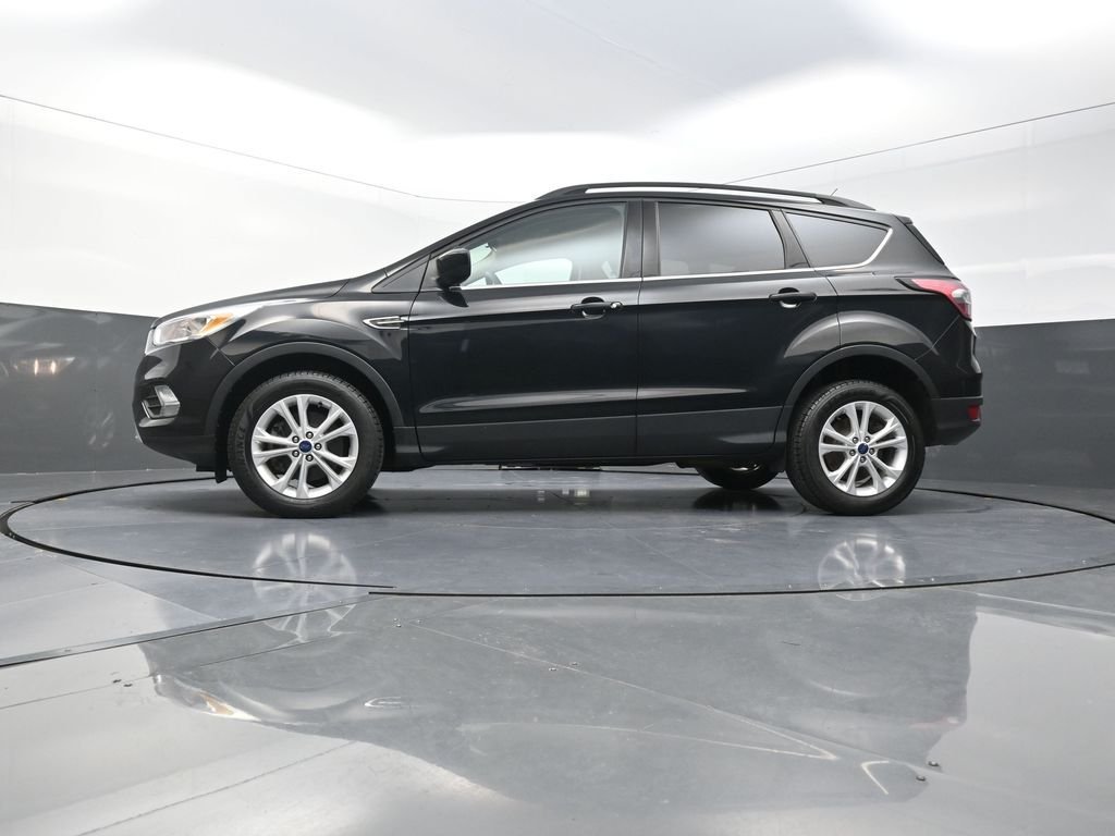 Used 2018 Black Ford SE image 26