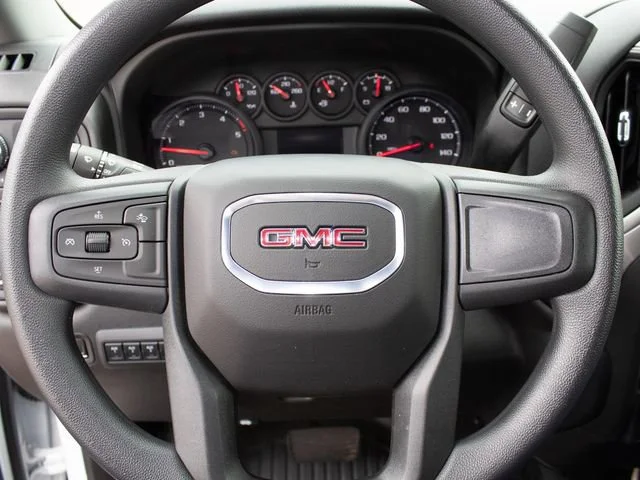 2025 GMC Sierra 3500HD Pro - Photo 9