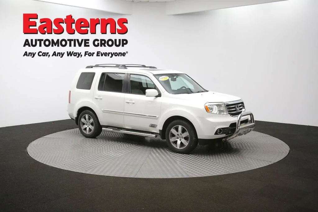 Used 2014 White Honda Touring image 46