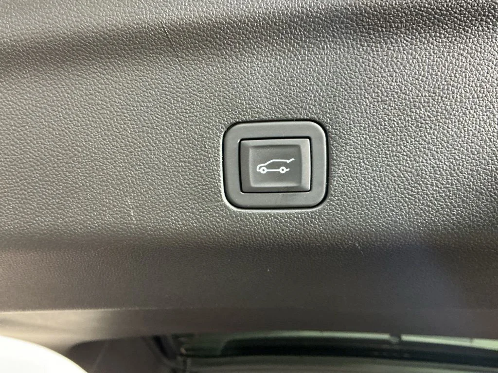 Used 2026 Red Chevrolet High Country image 15