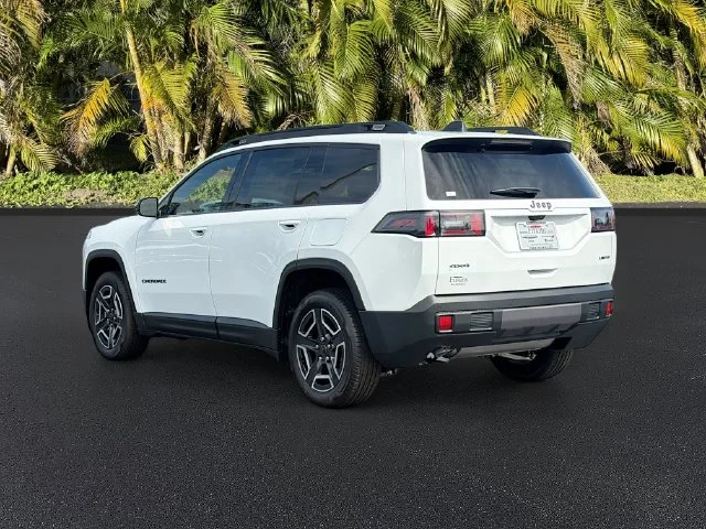 New 2026 Bright White Clear-Coat Exterior Paint Jeep Limited image 7