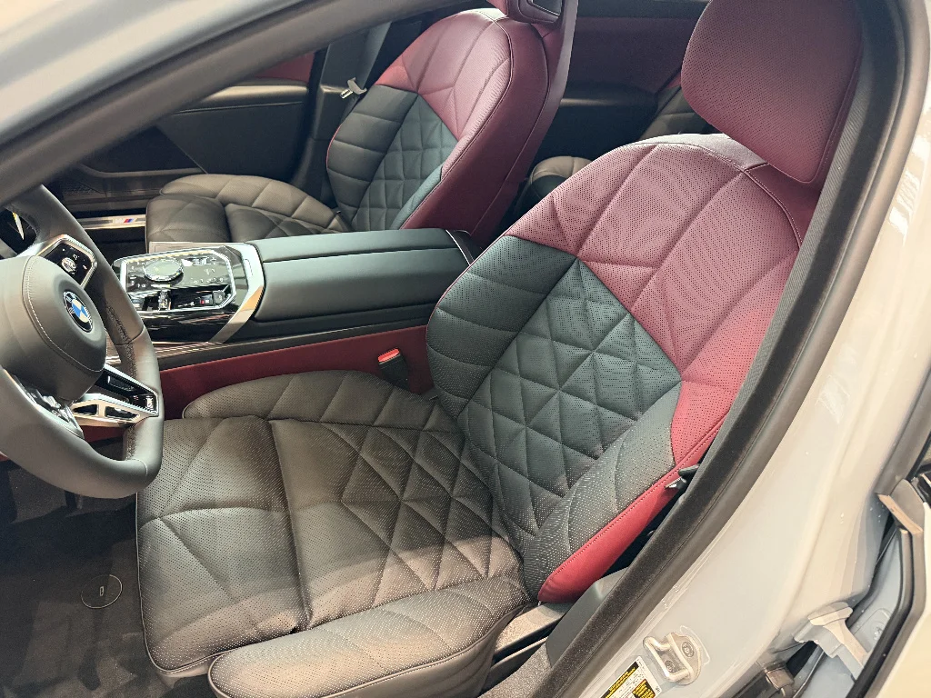 New 2026 Brooklyn Grey Metallic BMW xDrive image 12