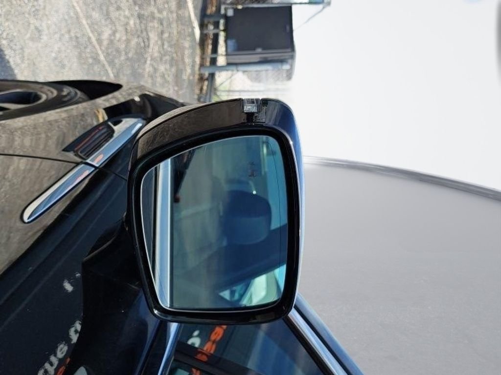 Used 2024 Black Buick Essence image 4