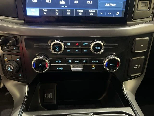 New 2026 Oxford White Ford XLT image 15