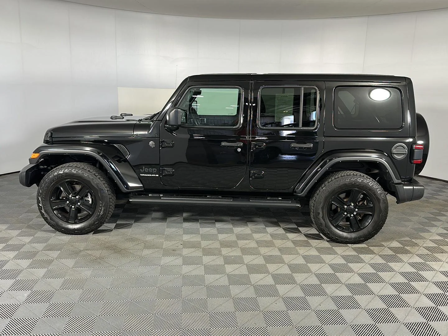 Used 2023 Black Clearcoat Jeep Sahara Altitude image 13