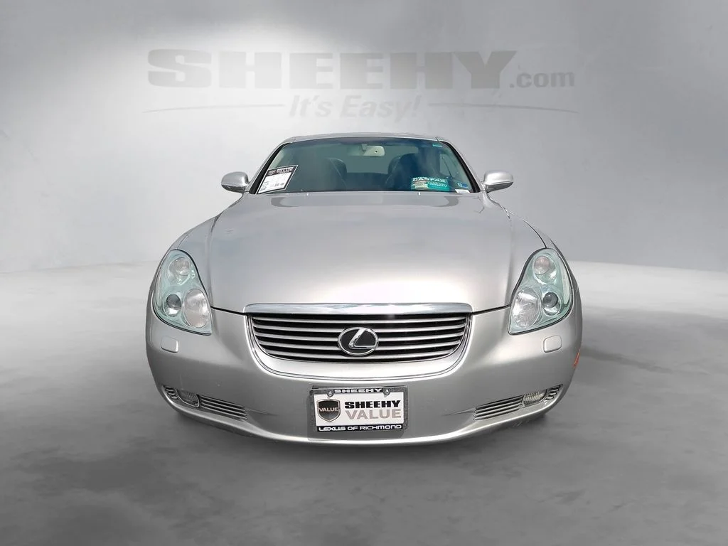 Used 2005 Silver Lexus 430 image 17