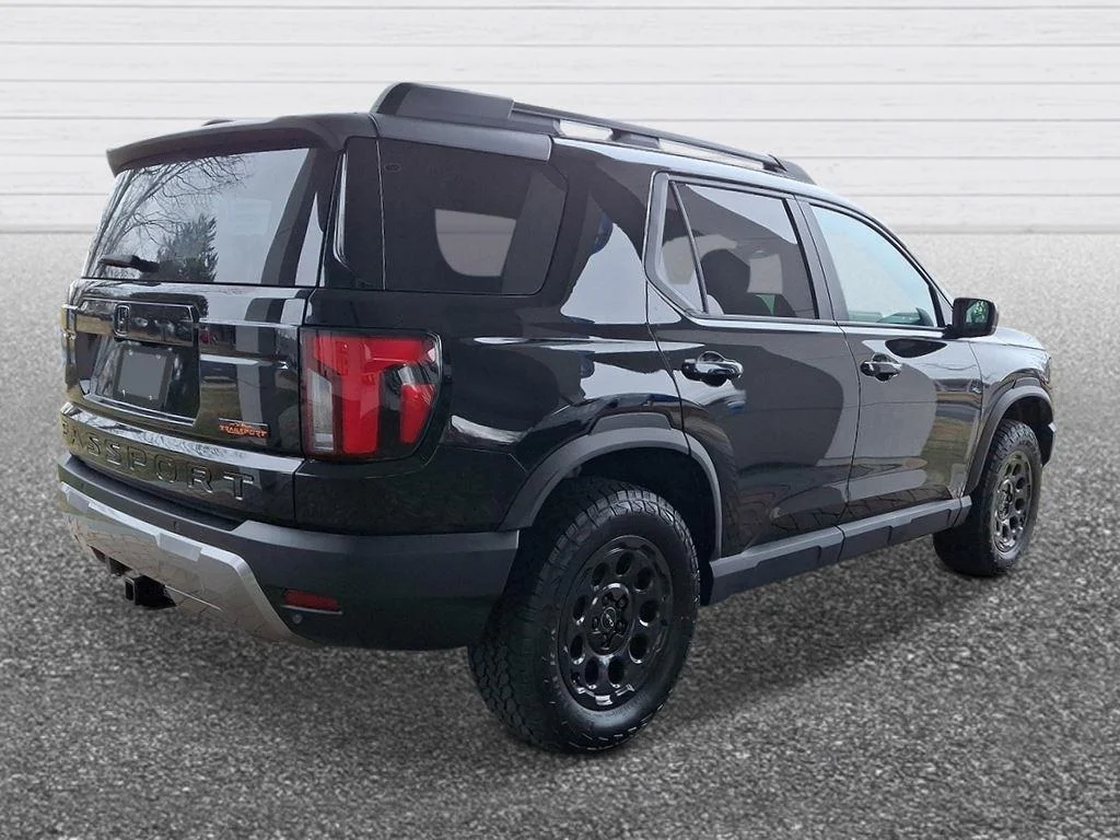 New 2026 Crystal Black Pearl Honda TrailSport Blackout image 3