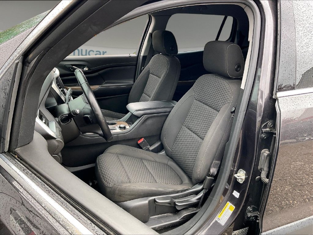 Used 2019 Iridium Metallic GMC SLE-1 image 9
