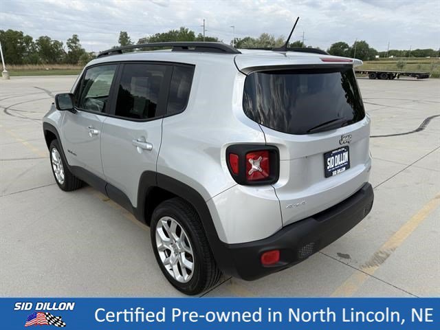Used 2017 Glacier Metallic Jeep Latitude image 7