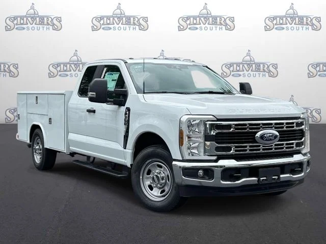 New 2026 White Ford XL image 1