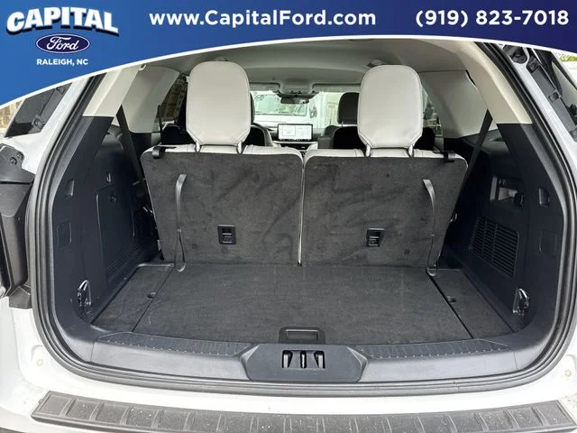 Used 2025 White Ford Active image 15