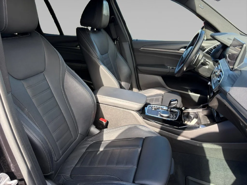 Used 2023 Black BMW M40i image 17