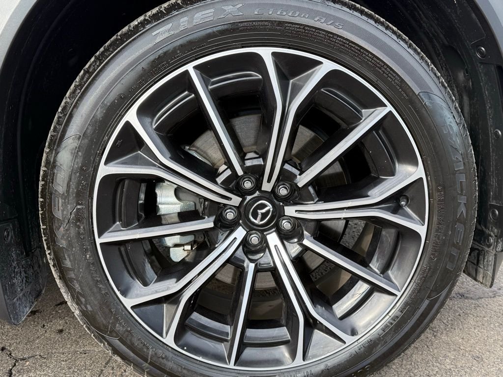 2025 Mazda CX-70 Premium Package - Photo 8