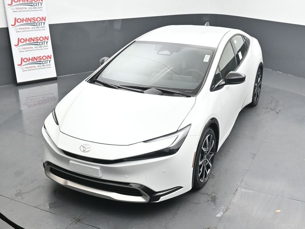 New 2026 Wind Chill Pearl <sup>1</sup> Toyota  XSE image 23