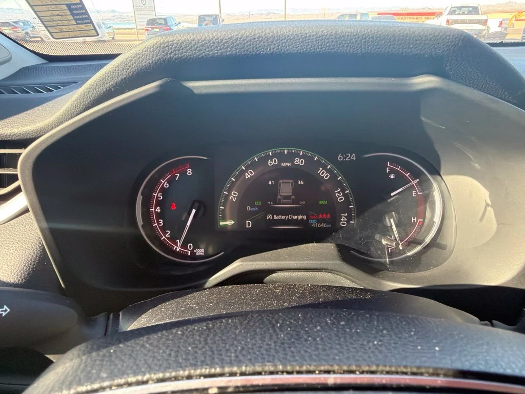 2025 Toyota RAV4 XLE Premium - Photo 8