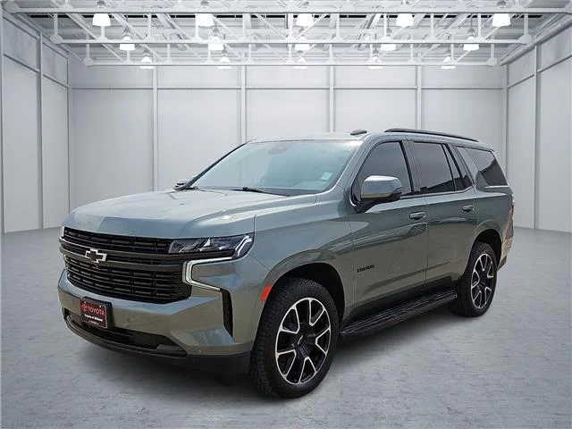 Used 2023 Silver Sage Metallic Chevrolet RST 4x2 image 1