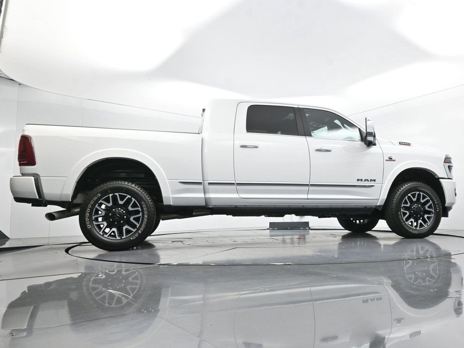 Used 2025 Bright White Clearcoat Ram Limited image 56