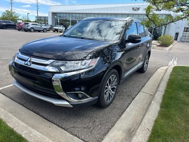 2018 Mitsubishi Outlander SEL S-AWC's photo