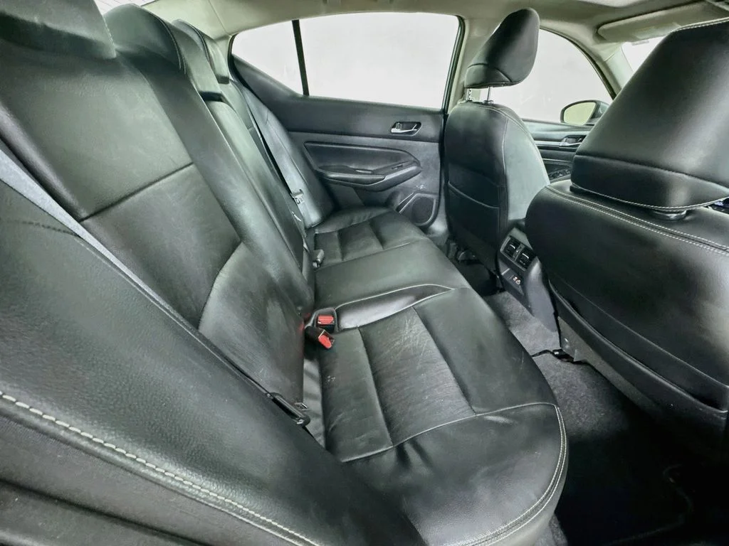 Used 2019 Gray Nissan 2.5 Platinum image 29