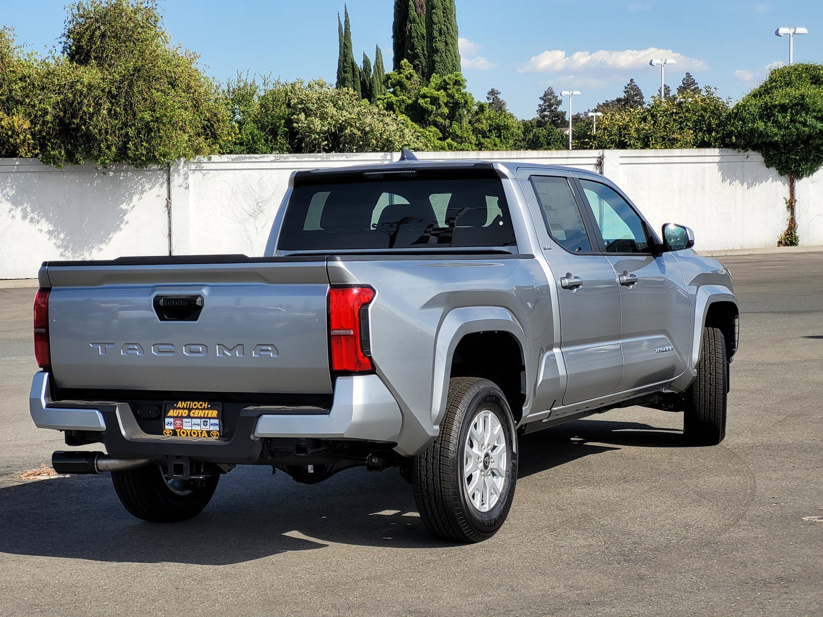 New 2026 Celestial Silver Metallic Toyota  SR5 image 3