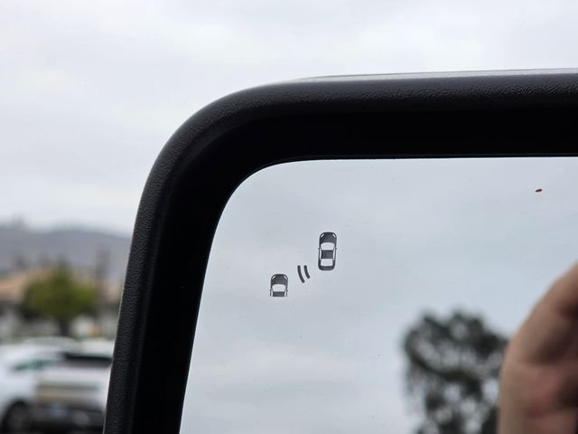Used 2023 White Ford Badlands image 24