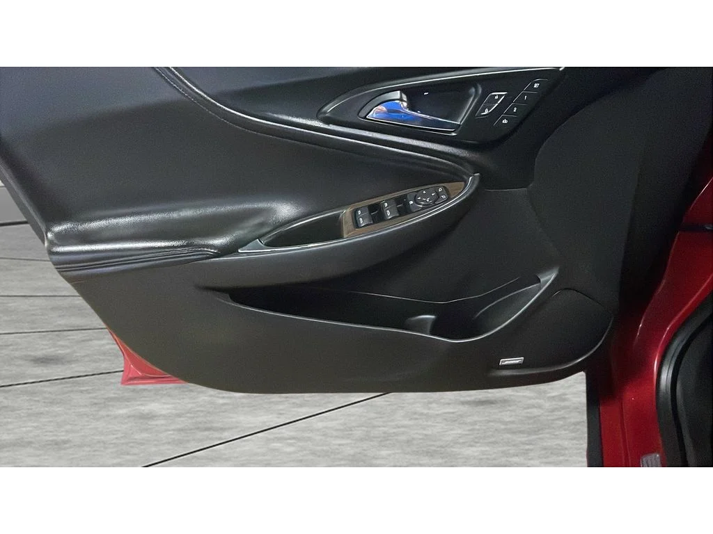 2016 Chevrolet Malibu 2LZ Premier - Photo 9