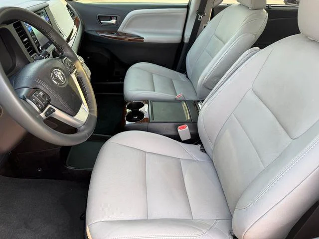 Certified Used 2020 ALUMINA JADE METAL Toyota Limited Premium image 10