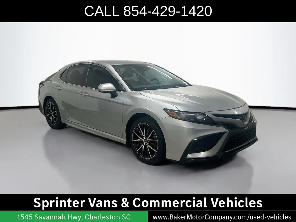 Used 2021 Silver Toyota SE image 7