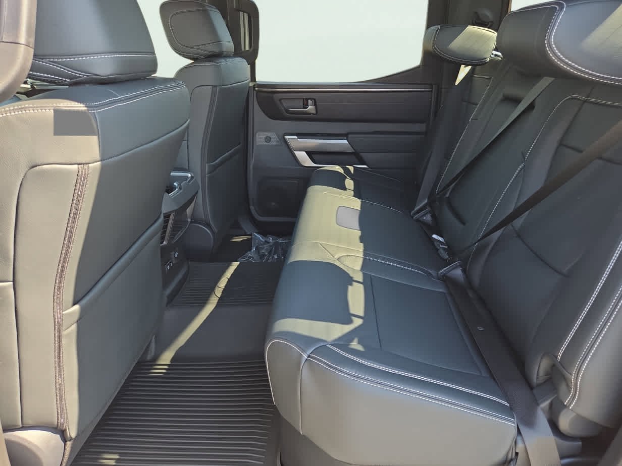 2026 Toyota Tundra SR5 - Photo 18
