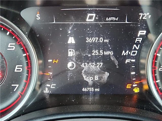 Used 2022 Silver Dodge SXT Rear-Wheel Drive image 20
