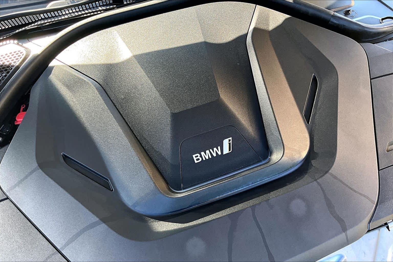 Used 2025 Brooklyn Grey Metallic BMW M50 image 32