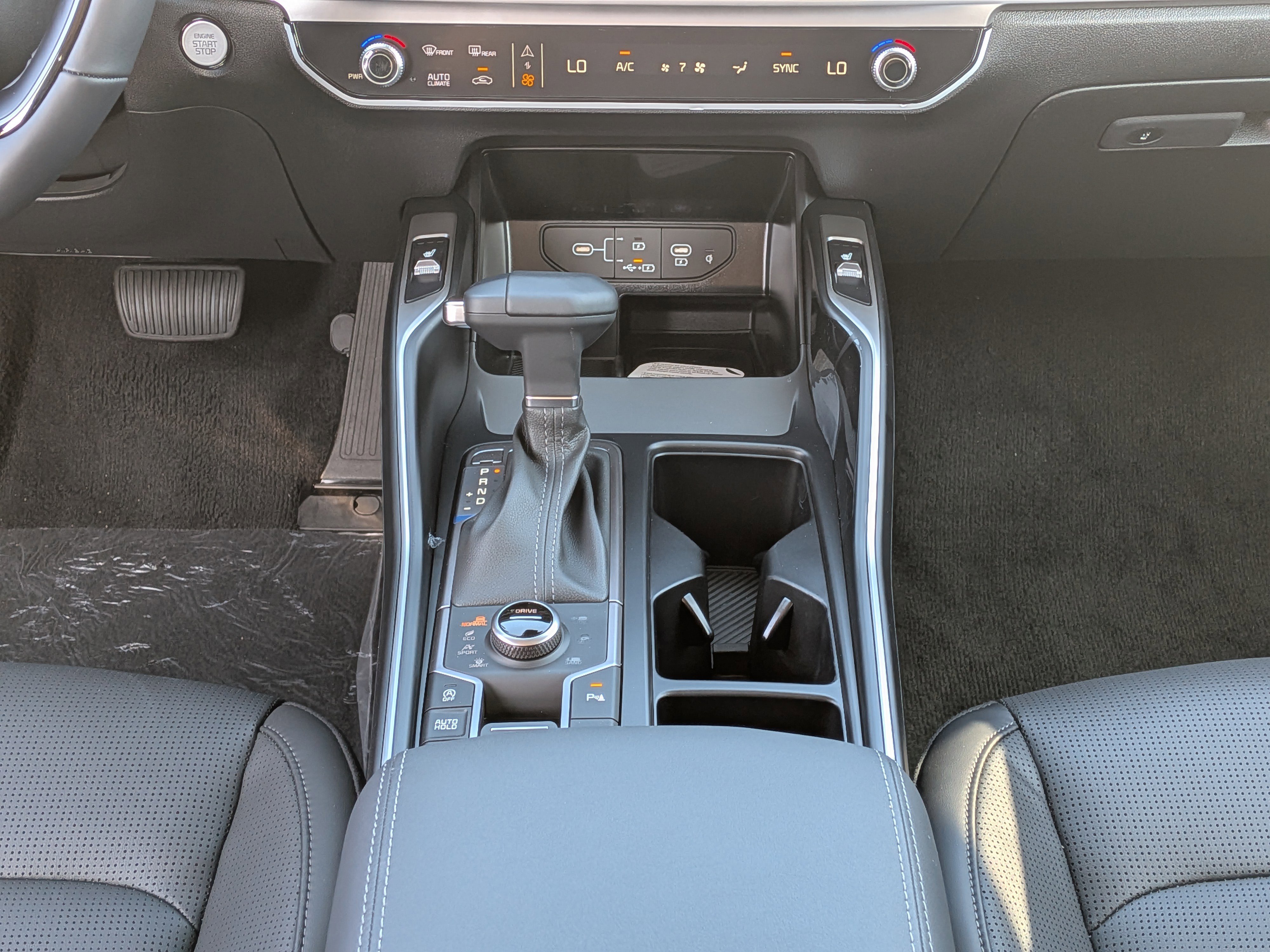 New 2026 Wolf Gray Kia S image 23