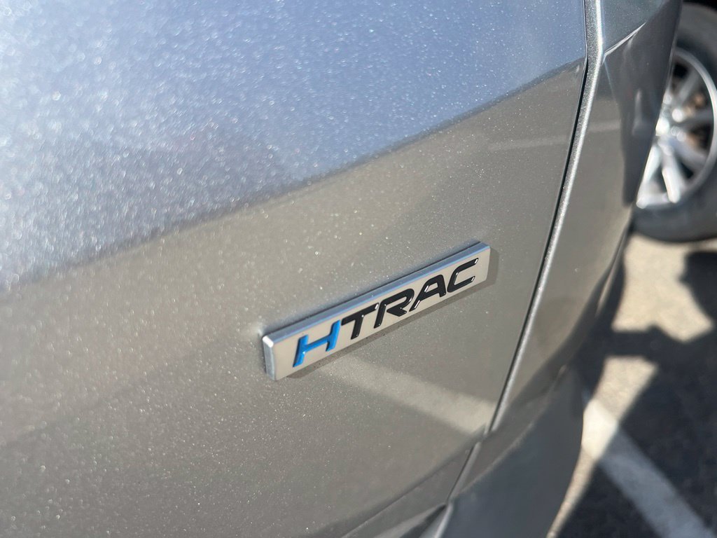 Used 2024 Silver Hyundai SE image 4