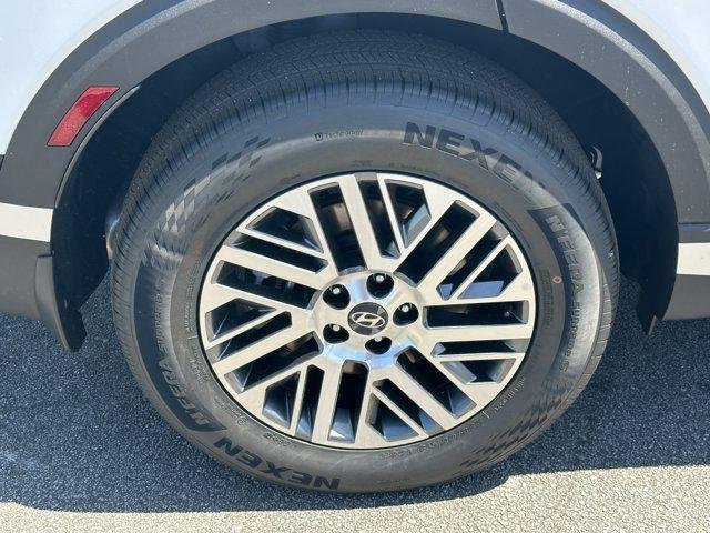 New 2026 Creamy White Pearl Hyundai SEL 8P image 16