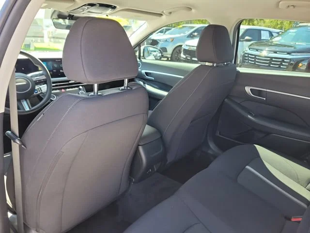 2025 Hyundai Sonata SEL - Photo 12