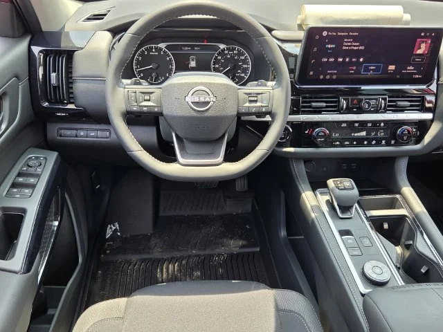 2026 Nissan Pathfinder SV - Photo 11