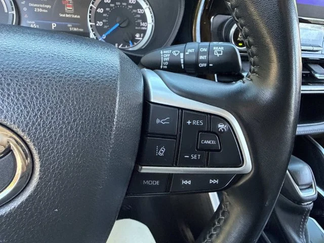 Used 2023 Gray Toyota LE image 34