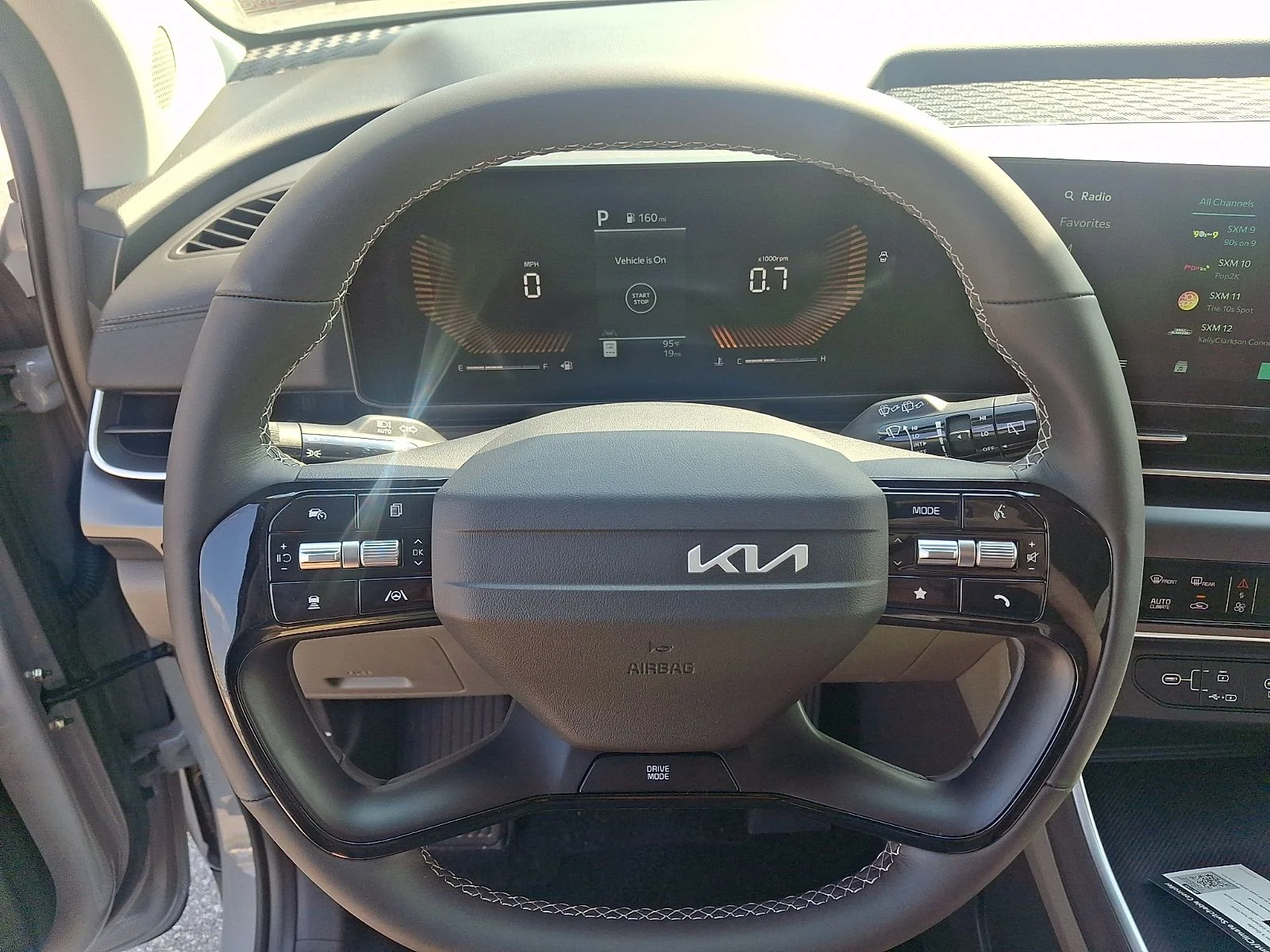 New 2027 White Kia LXS image 17