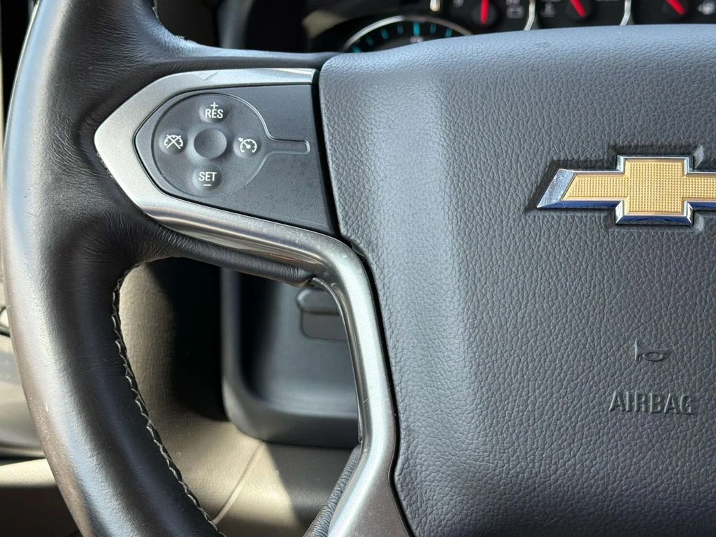 Used 2018 Summit White Chevrolet LT image 14