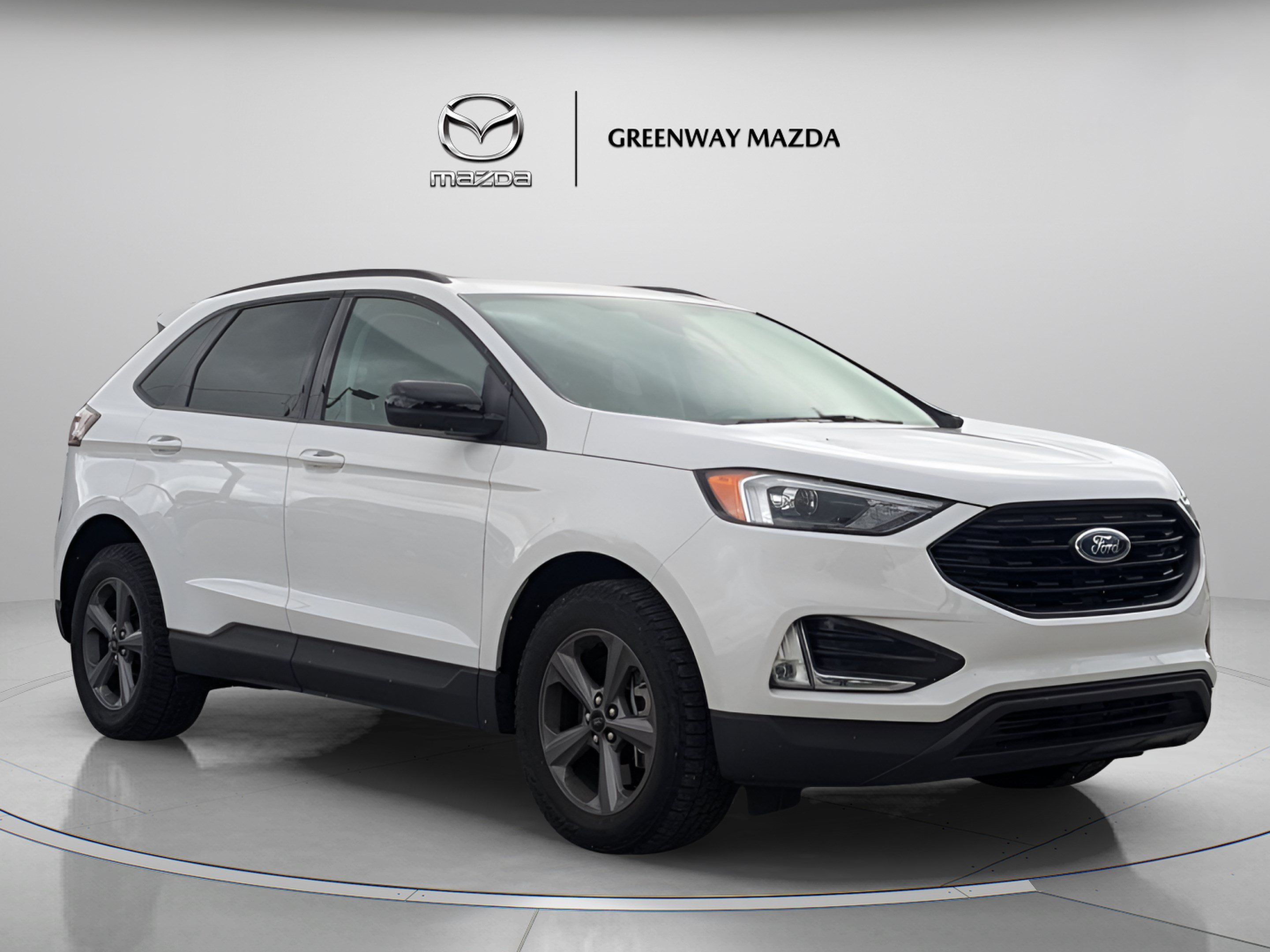 Used 2024 Oxford White Ford SEL image 1