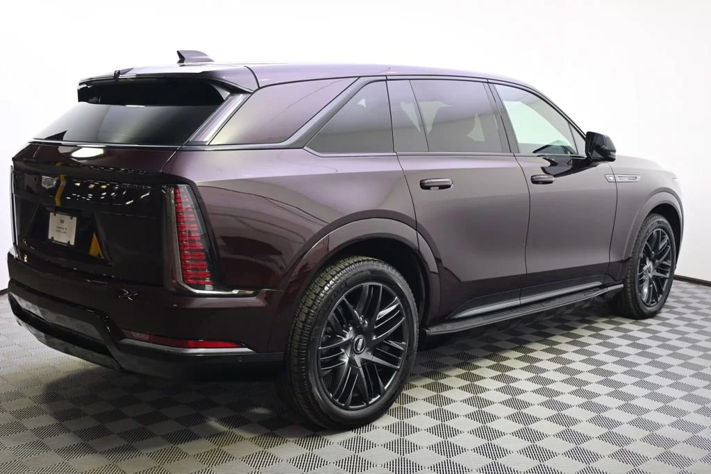 2025 Cadillac Escalade IQ Sport 1 - Photo 7