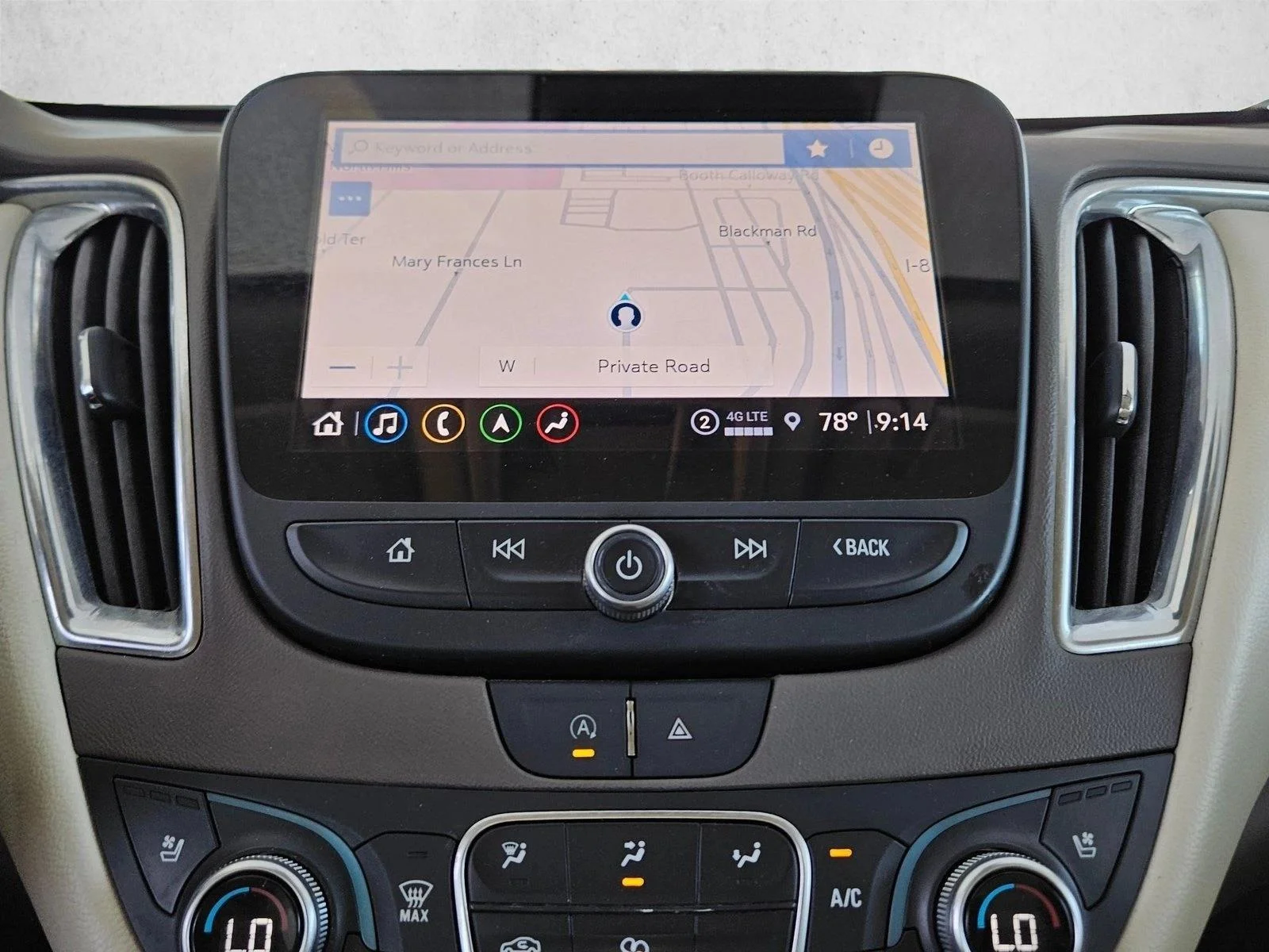Used 2024 Lakeshore Blue Metallic Chevrolet LT image 13