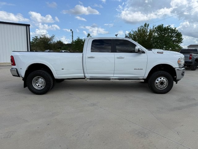 Used 2020 Bright White Clearcoat Ram Laramie image 6