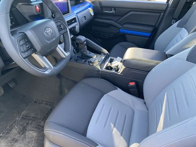 2025 Toyota Tacoma TRD Off Road - Photo 13
