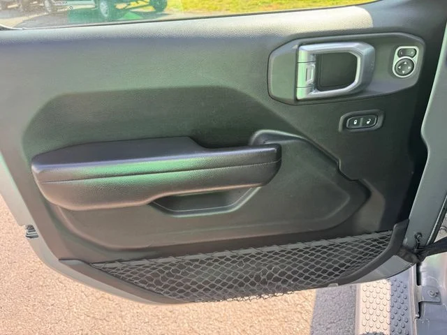 Certified Used 2020 Silver Jeep Unlimited Sport S image 20