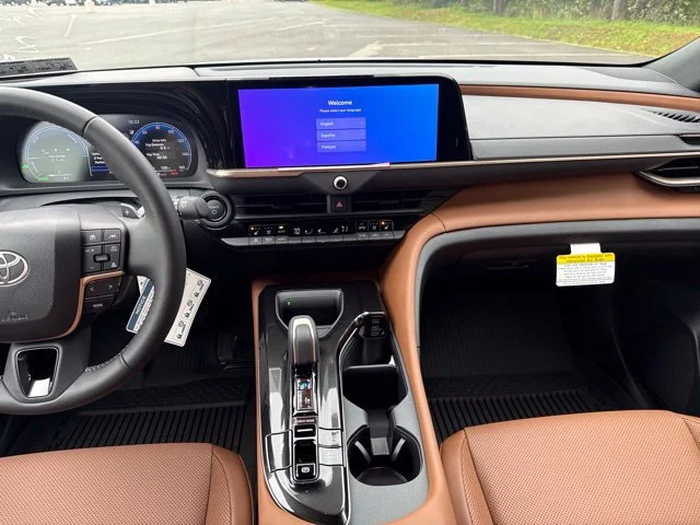 New 2026 Oxygen White Toyota XLE image 20