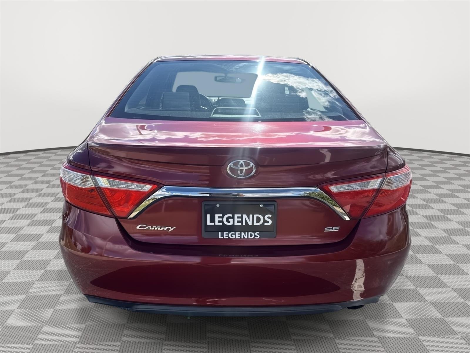 Certified Used 2016 Ruby Flare Pearl Toyota XLE image 4