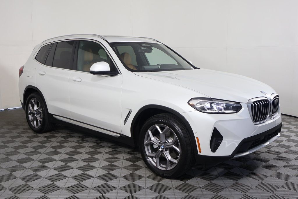 Certified Used 2023 White Metallic BMW sDrive30i image 3
