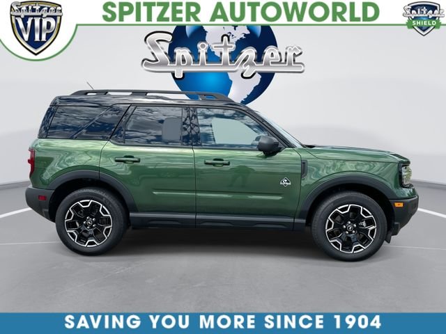 Used 2025 Green Ford Outer Banks image 10
