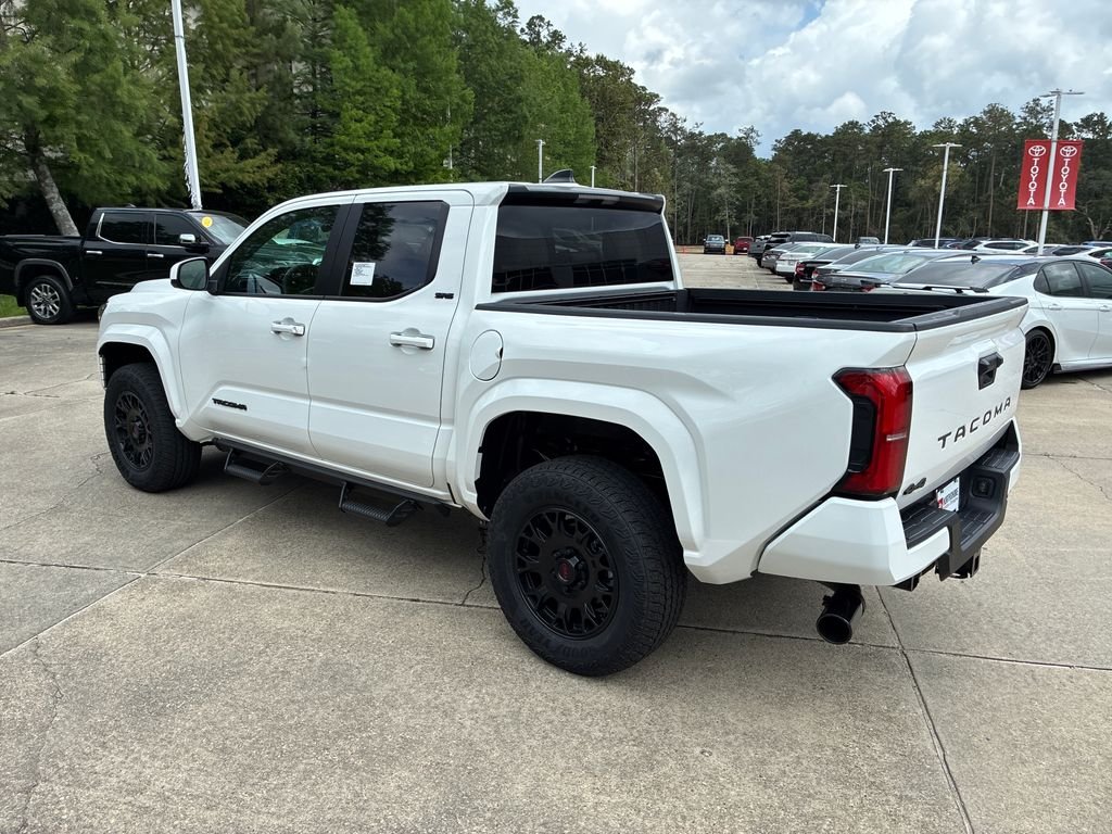 New 2026 Ice Cap Toyota SR5 image 3